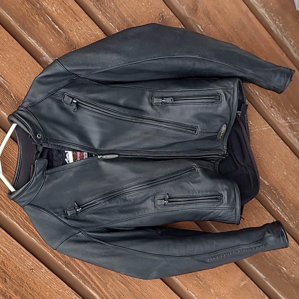 Like New Harley-Davidson Black Leather Jacket